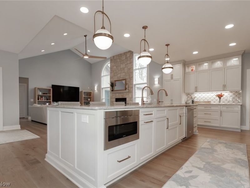 11565 Robin Wood Lane, Chagrin Falls, OH 44023 Photo 9