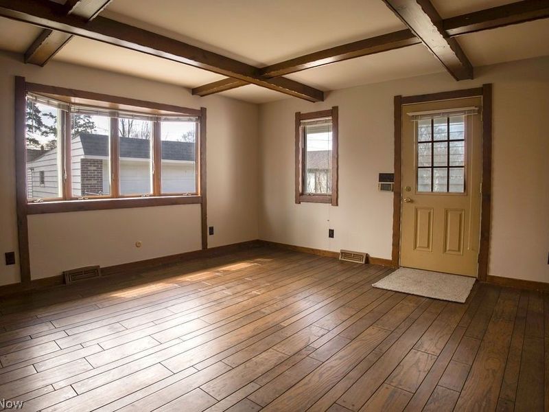 5404 Beacon Road, Lyndhurst, OH 44124 Photo 11