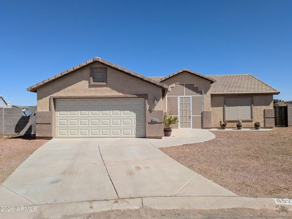8920 W RAFAEL Drive, Arizona City, AZ 85123