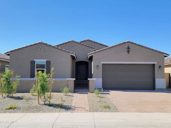 17641 W COLLEGE Drive, Goodyear, AZ 85395