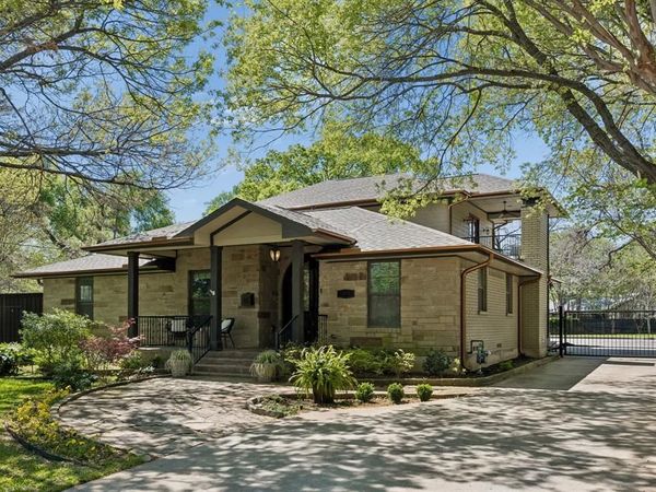 1572 Stemmons Avenue, Dallas, TX 75208