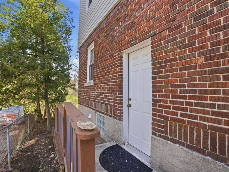 3314 S Woodmont Avenue, Cincinnati, OH 45213 Photo 44