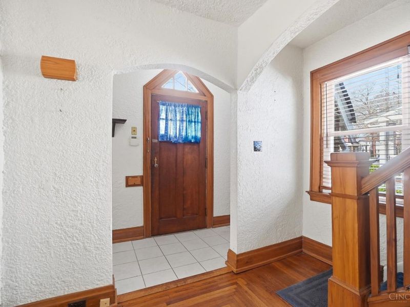 3314 S Woodmont Avenue, Cincinnati, OH 45213 Photo 5