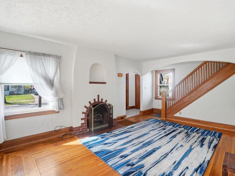 3314 S Woodmont Avenue, Cincinnati, OH 45213 Photo 7