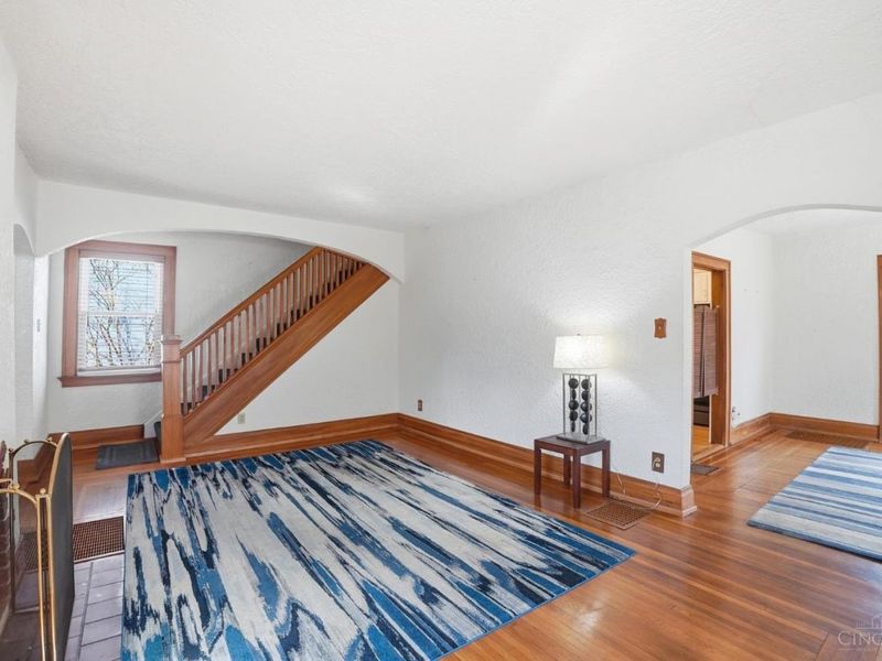 3314 S Woodmont Avenue, Cincinnati, OH 45213 Photo 8