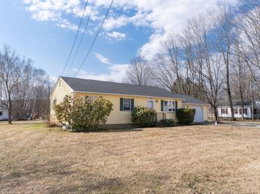 12 West St, West Brookfield, MA 01585