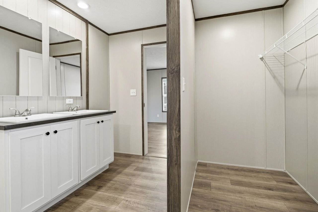 7306 Bellair Dr. Photo 15