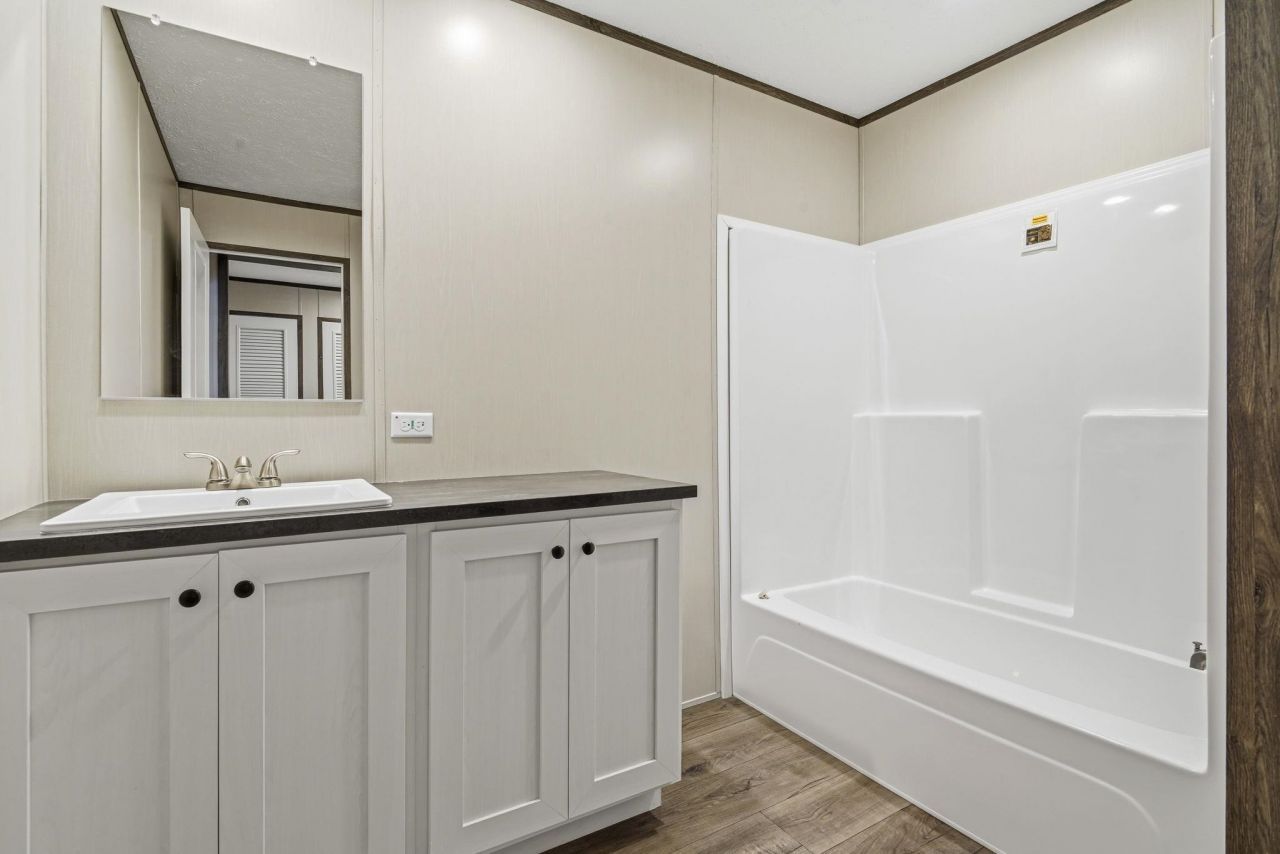 7306 Bellair Dr. Photo 23