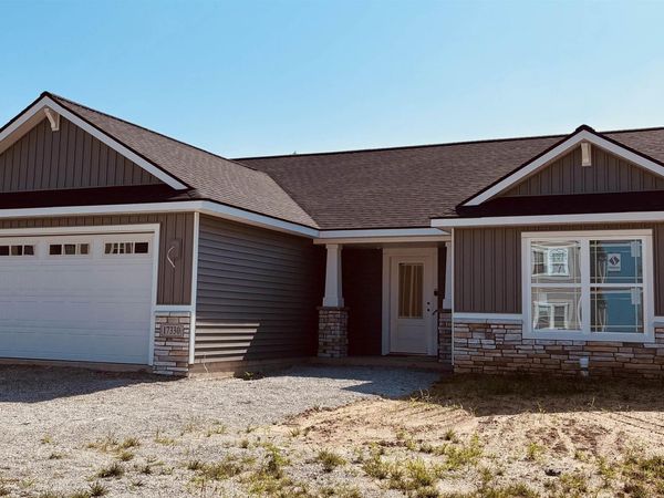 17330 Fett Drive, Fort Wayne, IN 46748