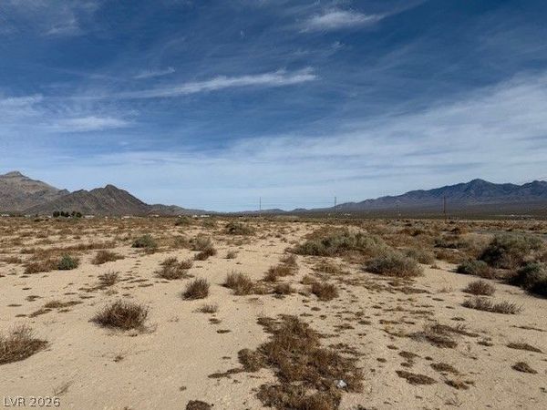 6081 N Cosmic Place, Pahrump, NV 89060