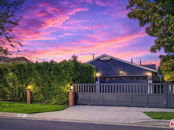 6821 Babcock Avenue, North Hollywood, CA 91605