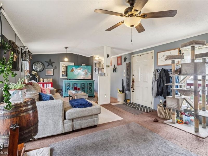 188 Paradise Boulevard, Madison, OH 44057 Photo 10