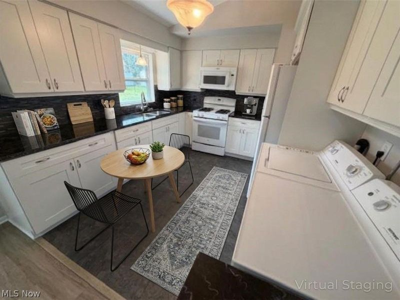 166 Huntington Drive, Northfield Village, OH 44067 Photo 10