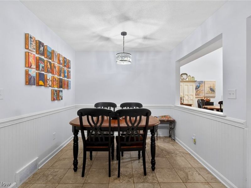 858 Sutton Place, Akron, OH 44313 Photo 13