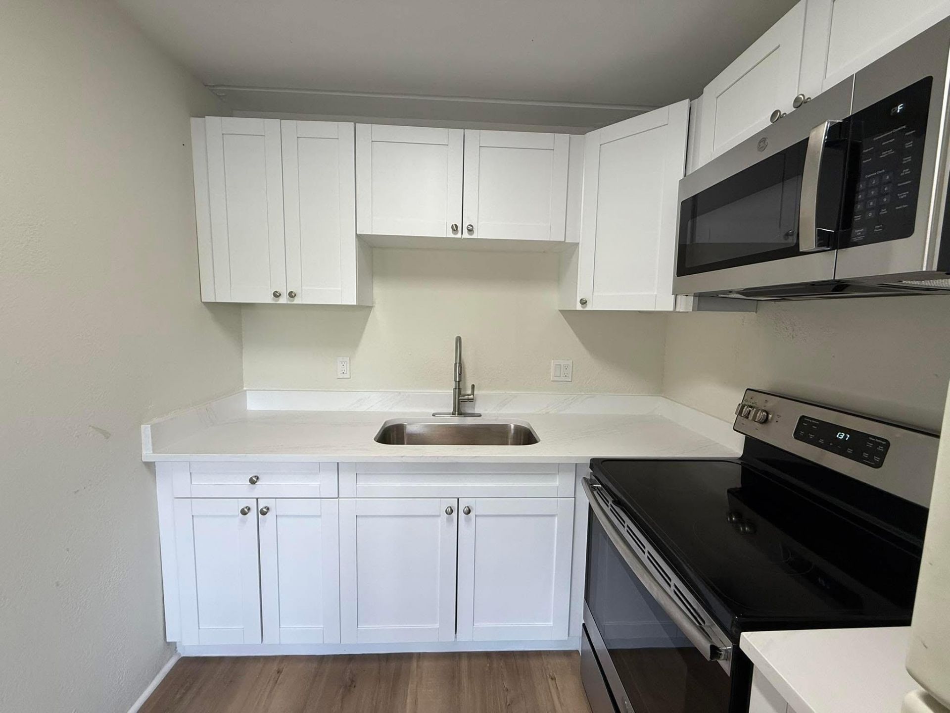 2000 Springdale Boulevard, Unit 204, Palm Springs, FL 33461 Photo