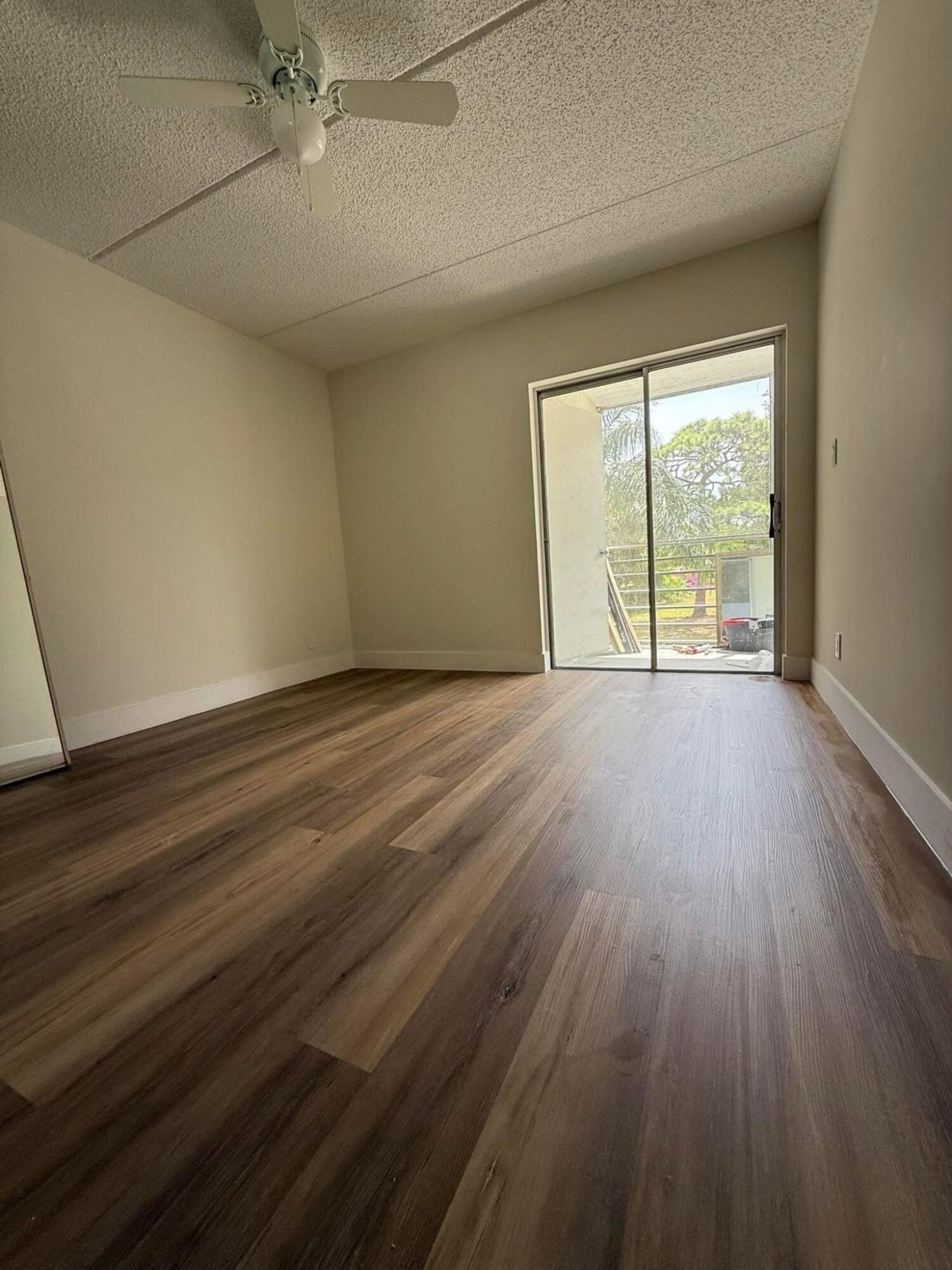 2000 Springdale Boulevard, Unit 204, Palm Springs, FL 33461 Photo