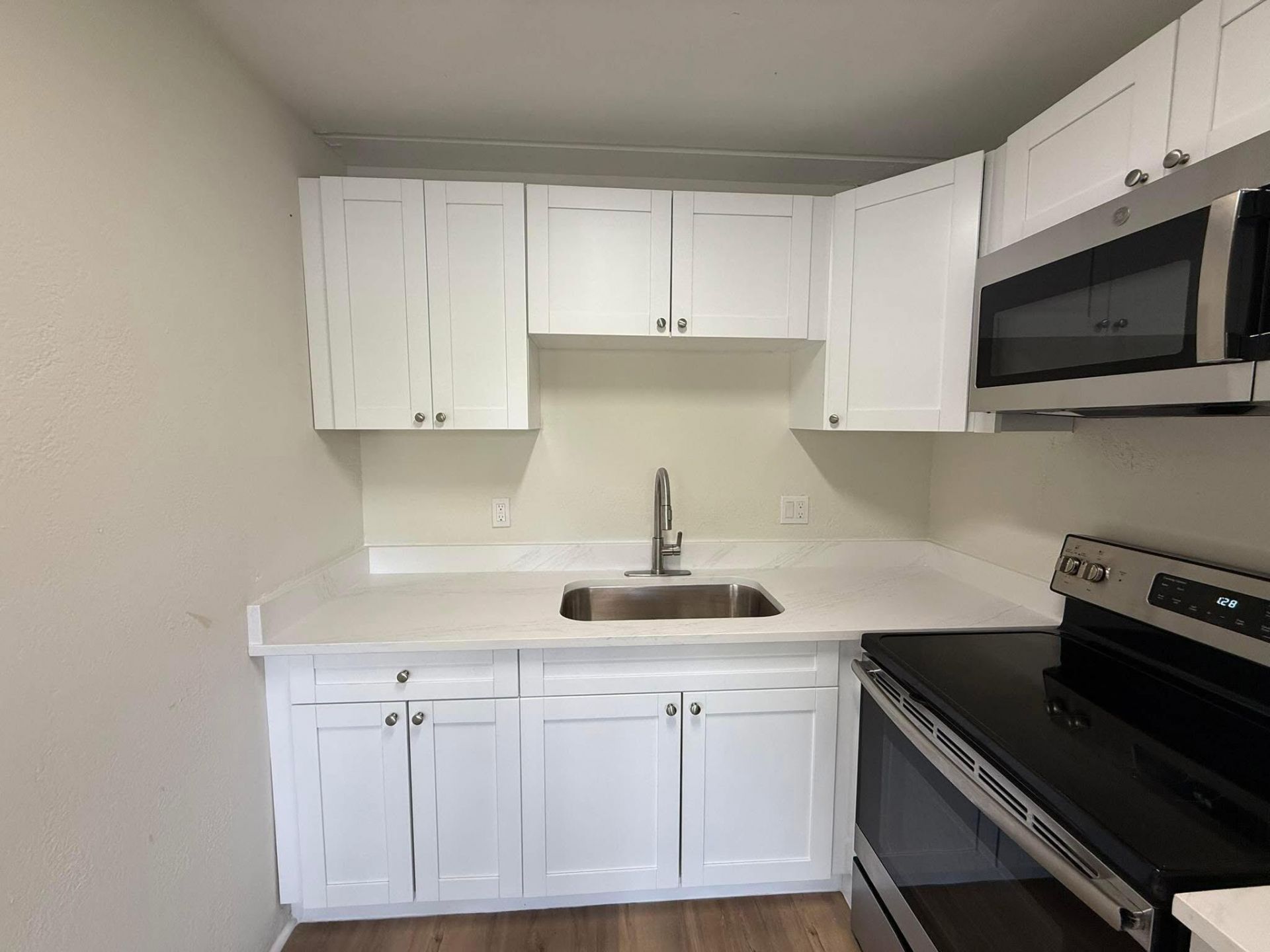 2000 Springdale Boulevard, Unit 204, Palm Springs, FL 33461 Photo