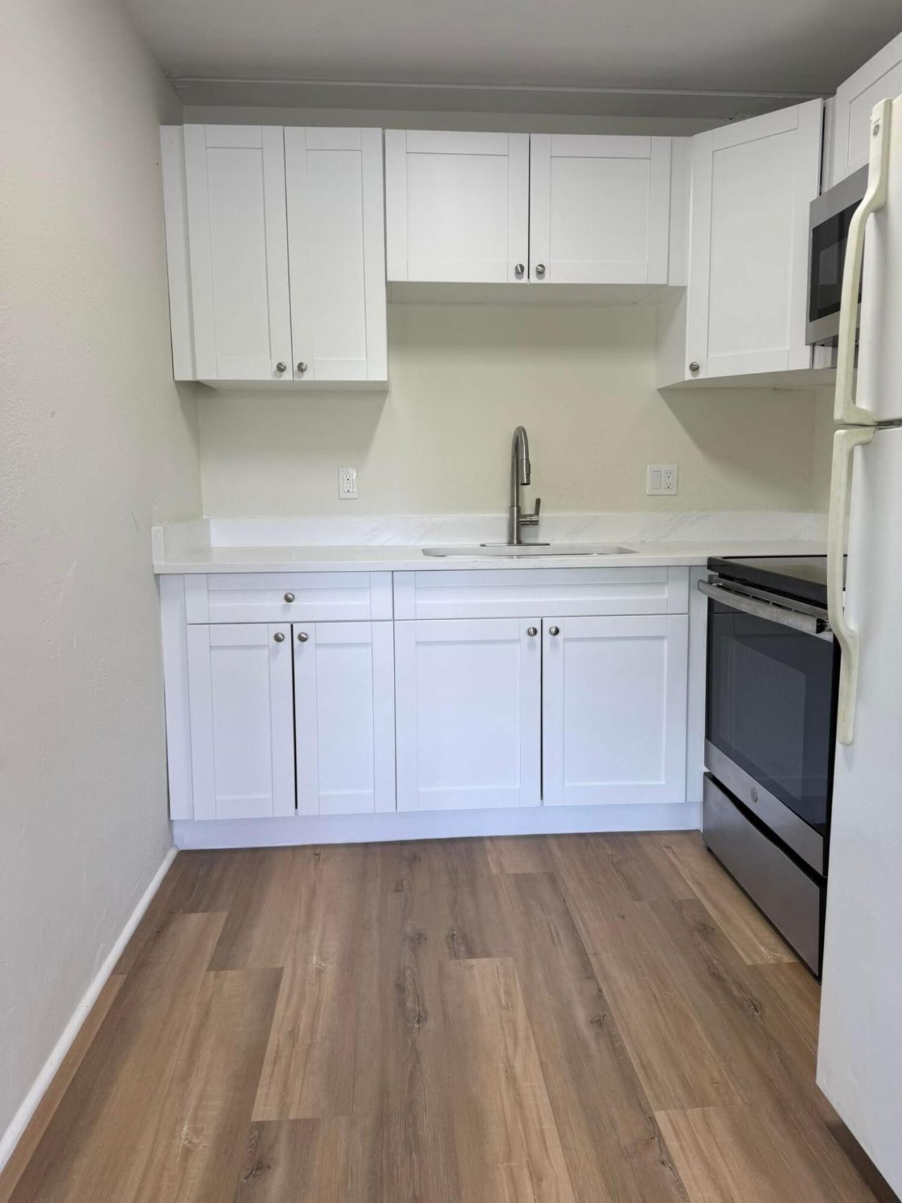 2000 Springdale Boulevard, Unit 204, Palm Springs, FL 33461 Photo