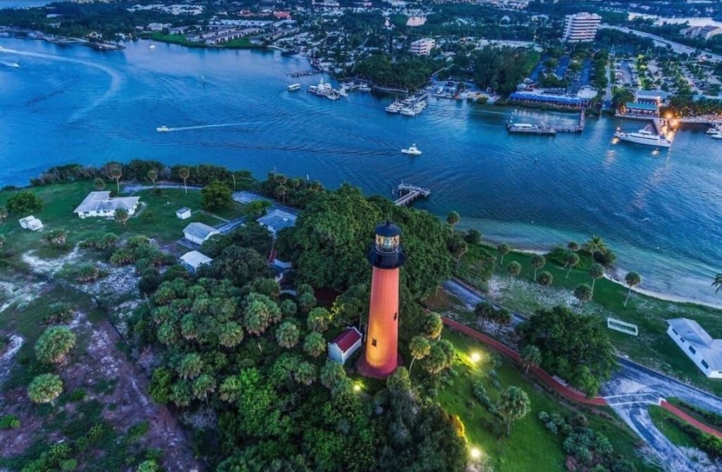 1523 Berkshire Avenue, Jupiter, FL 33469 Photo