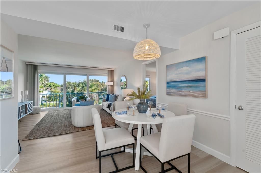 570 12th Ave S, Unit 570, Naples, FL 34102 Photo