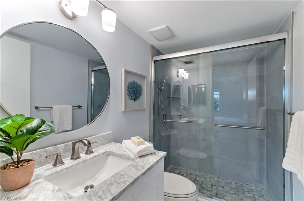 570 12th Ave S, Unit 570, Naples, FL 34102 Photo