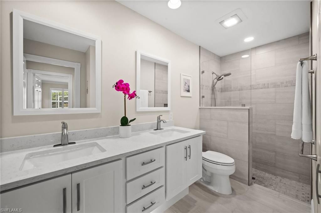 15451 Orlanda Dr, Bonita Springs, FL 34135 Photo