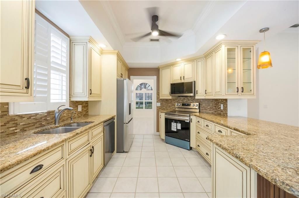 4260 Montalvo Ct, Naples, FL 34109 Photo