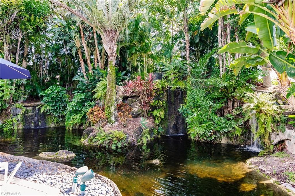 600 Neapolitan Way , Unit 226, Naples, FL 34103 Photo