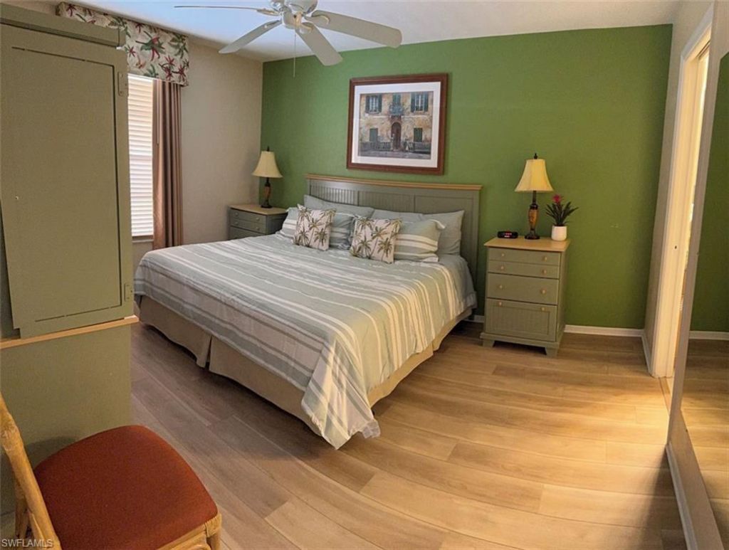 600 Neapolitan Way , Unit 226, Naples, FL 34103 Photo