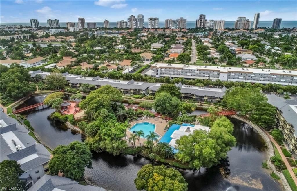 600 Neapolitan Way , Unit 226, Naples, FL 34103 Photo