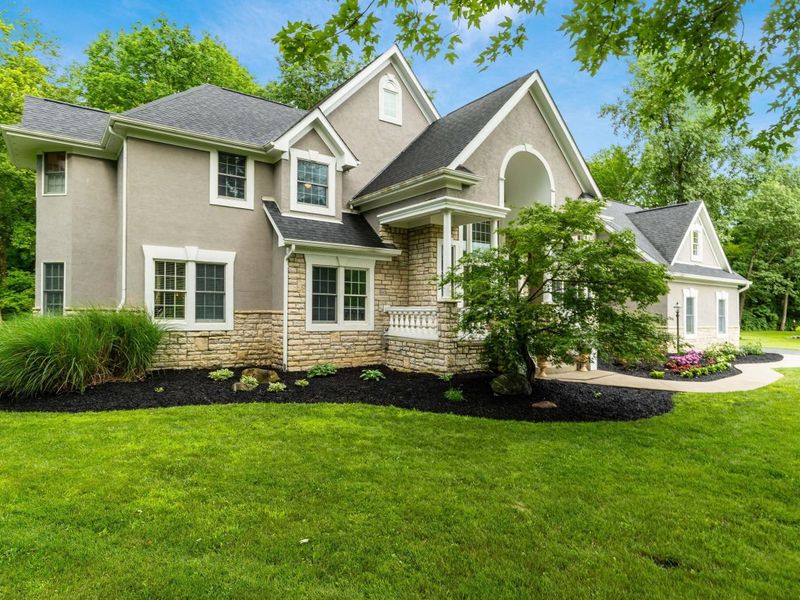 7735 Clear Creek Court, Blacklick, OH 43004 Photo 2