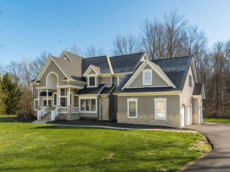 7735 Clear Creek Court, Blacklick, OH 43004 Photo 3