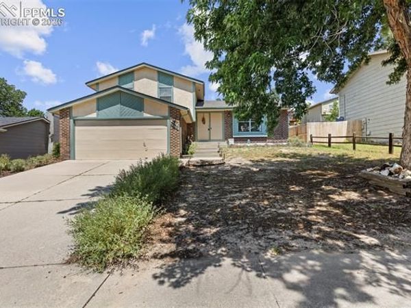 3350 Lynnwood Way, Colorado Springs, CO 80918