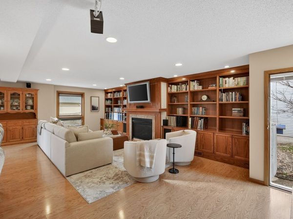 313 SW Kennybrook Drive, Grimes, IA 50111