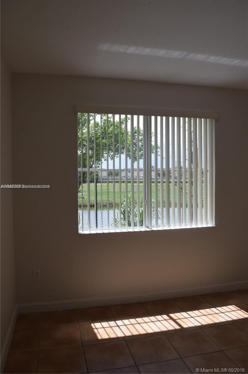 17720 NW 73rd Ave, Unit 105, Hialeah, FL 33015 Photo