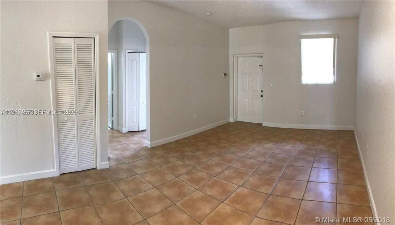 17720 NW 73rd Ave, Unit 105, Hialeah, FL 33015 Photo