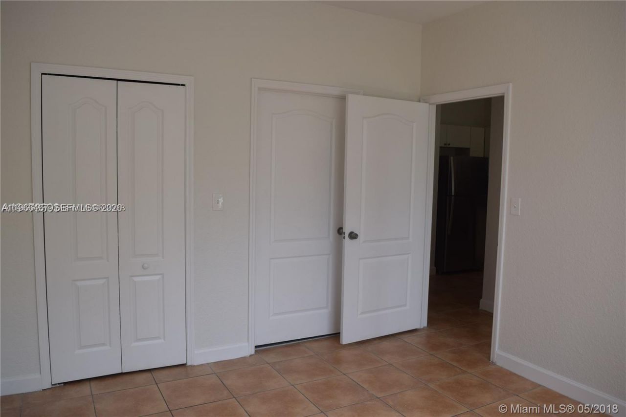 17720 NW 73rd Ave, Unit 105, Hialeah, FL 33015 Photo