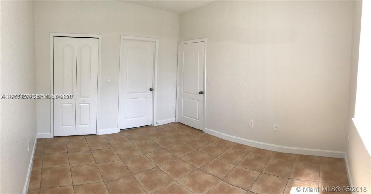 17720 NW 73rd Ave, Unit 105, Hialeah, FL 33015 Photo