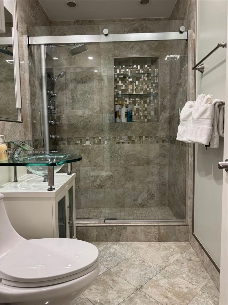 2355 SE 7th St , Pompano Beach, FL 33062 Photo