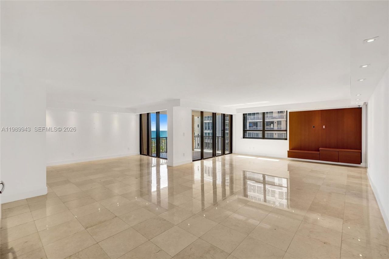 10175 Collins Ave, Unit 504, Bal Harbour, FL 33154 Photo