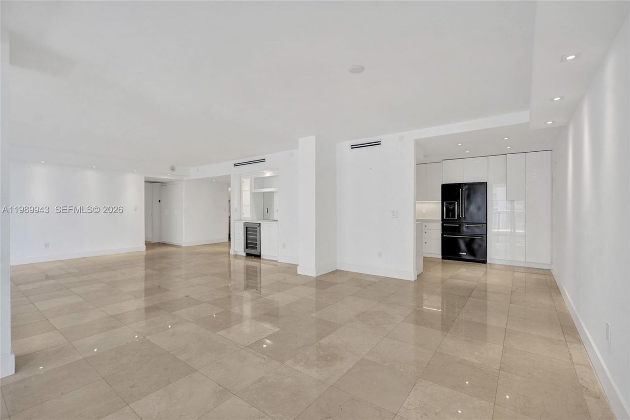 10175 Collins Ave, Unit 504, Bal Harbour, FL 33154 Photo