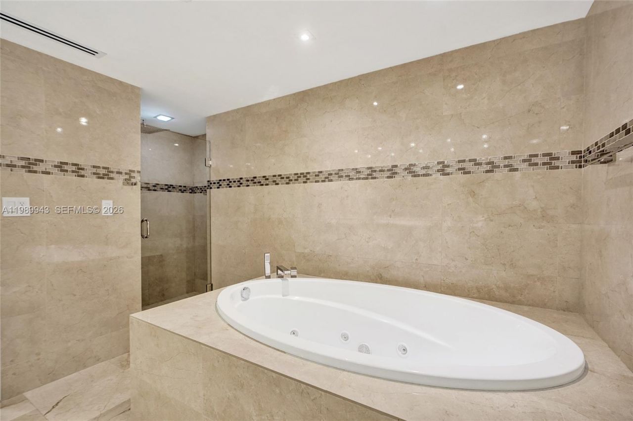 10175 Collins Ave, Unit 504, Bal Harbour, FL 33154 Photo