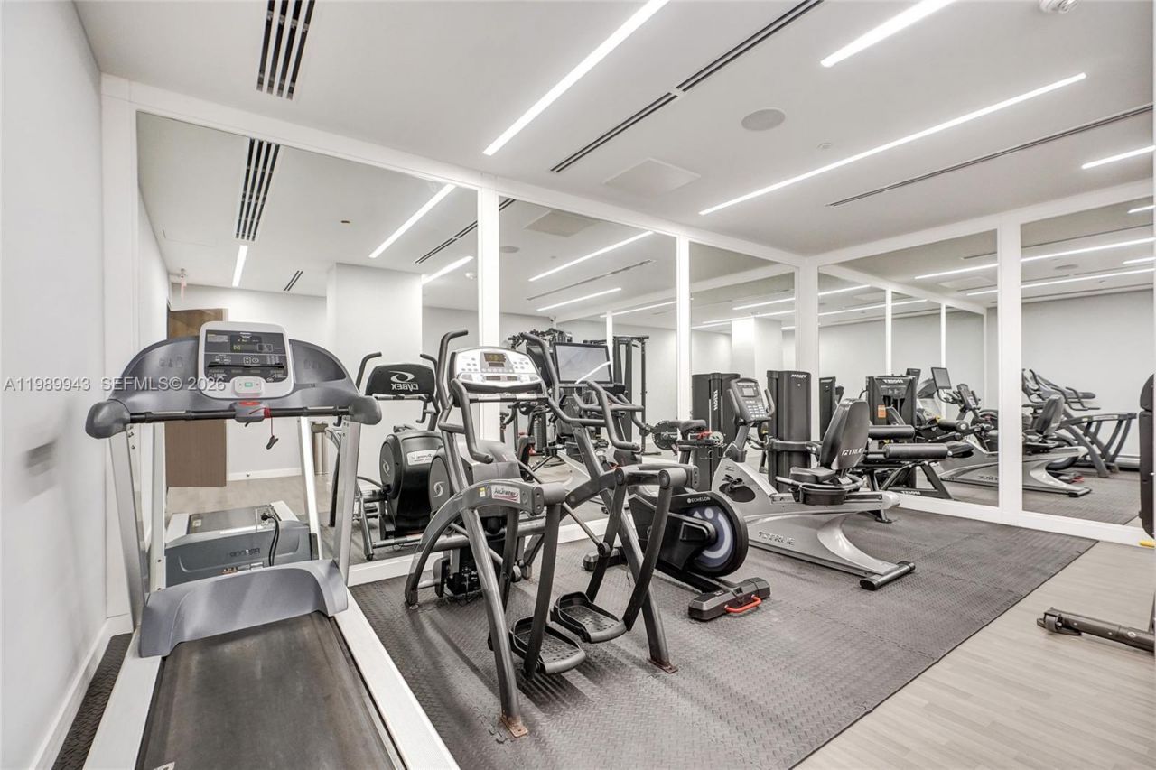 10175 Collins Ave, Unit 504, Bal Harbour, FL 33154 Photo