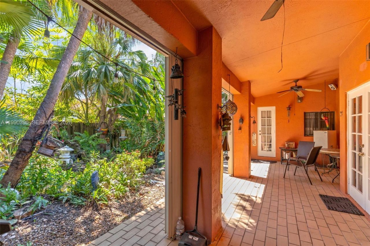 15012 SW 45th Ln , Miami, FL 33185 Photo