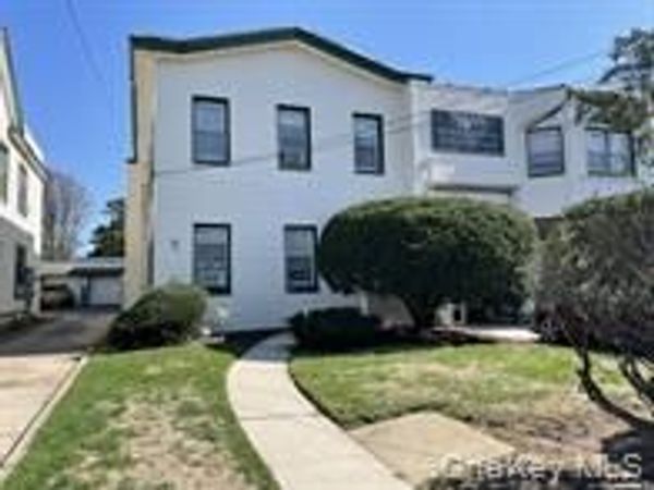 32 Forest Avenue , Unit #1A, Lynbrook, NY 11563