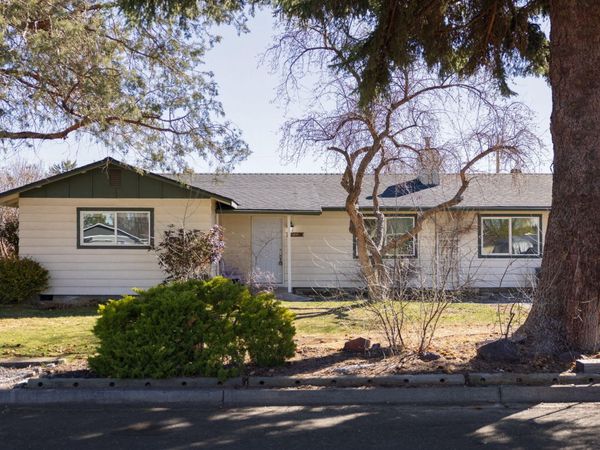 1830 SW 16th Street, Redmond, OR 97756