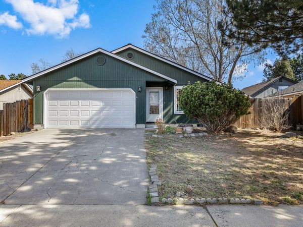 63232 Wishing Well Lane, Bend, OR 97701