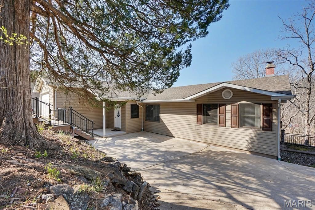 142 S Kings Road, Marthasville, MO 63357 Main Photo