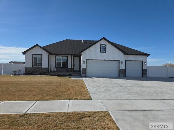 5078 E Allcott Drive, IONA, ID 83427
