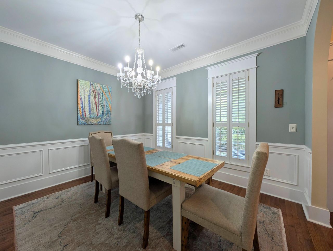 1920 Oak Tree Lane Photo 14